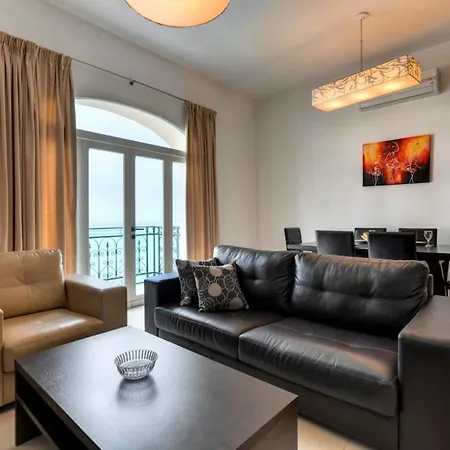 Fantastic Views St Julians Seafront 2-bedroom * Saint Julian's