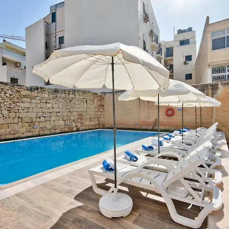 Apartmán Fantastic Views St Julians Seafront 2-bedroom